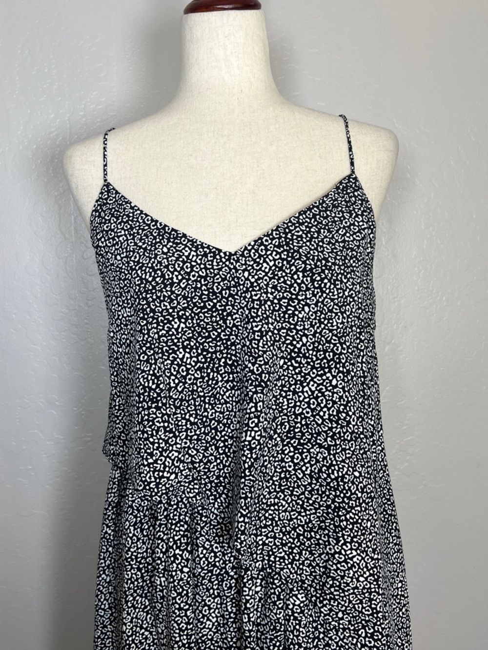 NOM Size L Black Animal‎ Print Beatrice Asymmetrical Nursing Maternity Dress - Picture 4 of 13